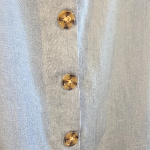 Streetwear Society Light Blue Tank Top Large NWT Tortoise Style Buttons - Picture 3 of 6